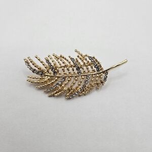 Stunning Brooch Pin Gold Silver Tone Leaf Texture Clear Rhinestones